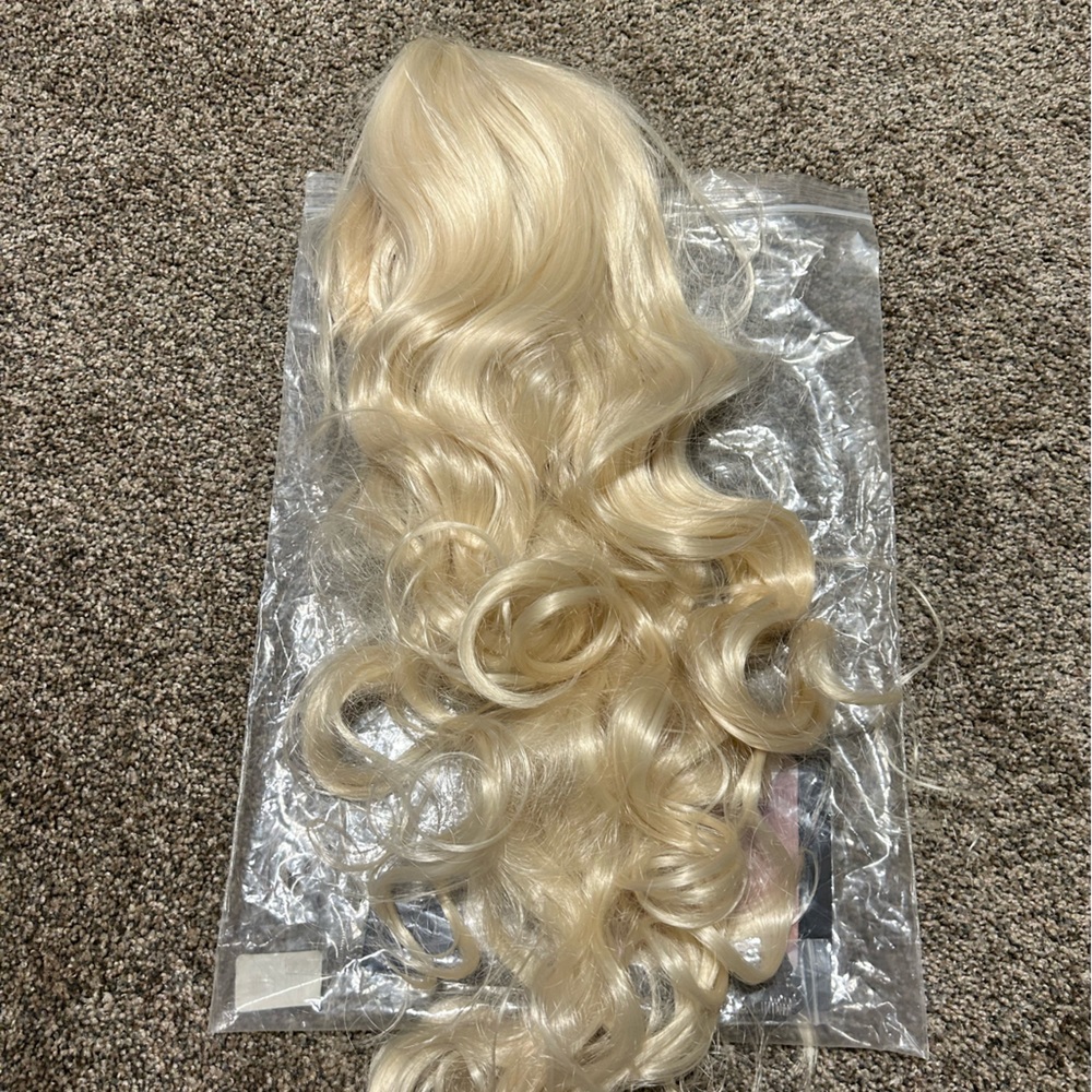 Blonde wig